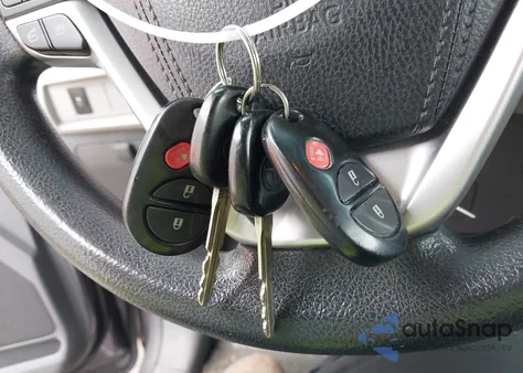 2015 Toyota Sienna L 7 Passenger from USA, damaged, VIN 5TDZK3DC8FS678539